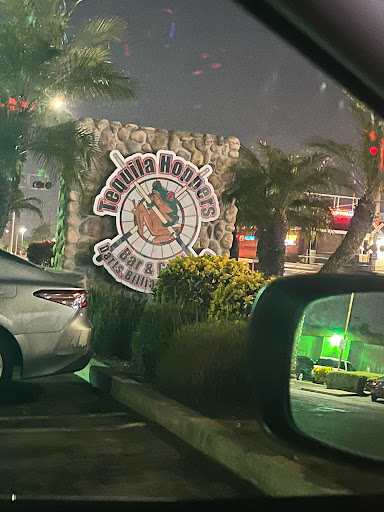 Tequila Hoppers Bar & Grill image