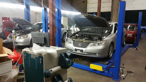 Auto Repair Shop «Tanzania Auto Repair Llc», reviews and photos, 555 Ritchie Rd, Capitol Heights, MD 20743, USA