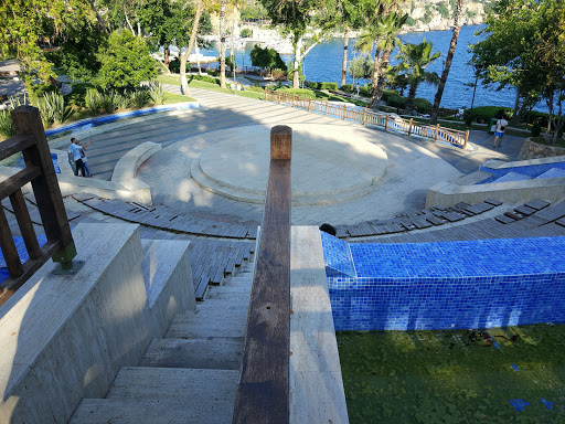 Yavuz Ozcan Park
