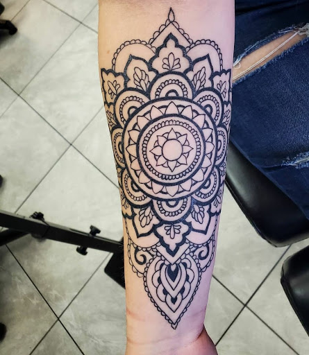 Tattoo Shop «Electric Crayon Tattoo Co.», reviews and photos, 13692 E Iliff Ave, Aurora, CO 80014, USA