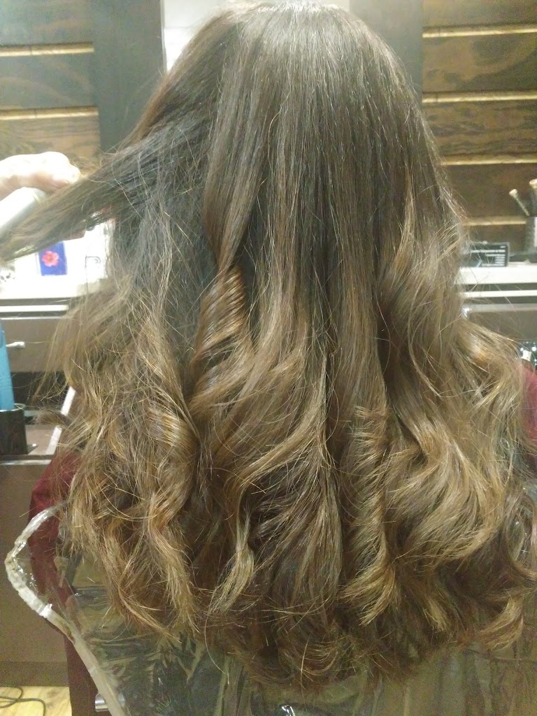 Maida's Touch Salon 93704