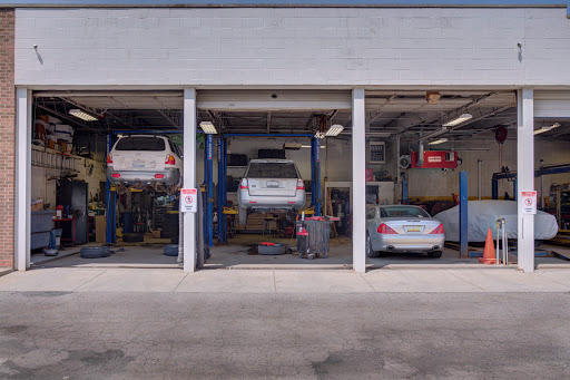 Auto Repair Shop «Automotive Authority», reviews and photos, 3872 Rochester Rd, Troy, MI 48083, USA