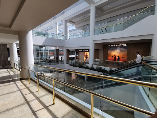 Shopping Mall «Scottsdale Fashion Square», reviews and photos, 7014 E Camelback Rd, Scottsdale, AZ 85251, USA