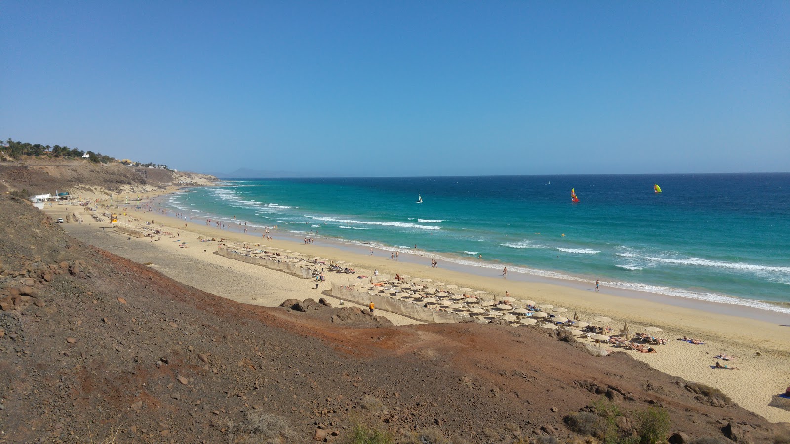 Photo de Plage d'Esquinzo-Butihondo - endroit populaire parmi les connaisseurs de la détente