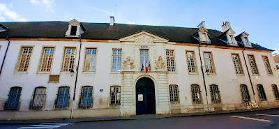 Les Archives Départementales à Dijon