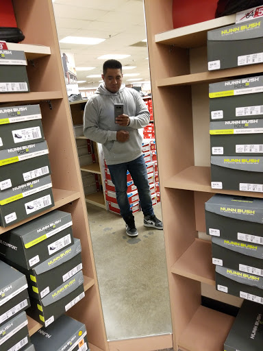 Shopping Mall «Folsom Premium Outlets», reviews and photos, 13000 Folsom Blvd, Folsom, CA 95630, USA