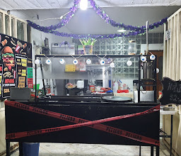 B-DOGS y hamburguesas photo