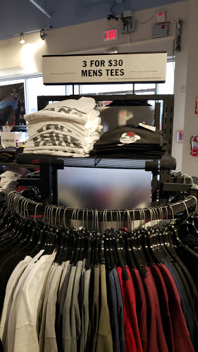 Shoe Store «Vans», reviews and photos, 10600 Quil Ceda Blvd #0660, Tulalip, WA 98271, USA