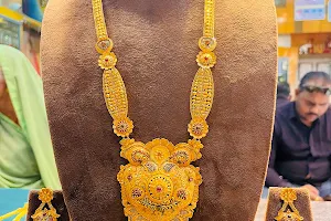 Maruti Jewellers | Jewellers in bhavnagar | Gold jewellery showroom image