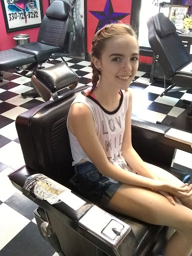 Tattoo Shop «Art In Motion Inc Tattooing», reviews and photos, 415 S Broadway St, Medina, OH 44256, USA