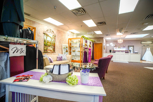Bridal Shop «Bridal Aisle Off the Rack Boutique & Consignment», reviews and photos, 308 5th Ave SE, Osseo, MN 55369, USA