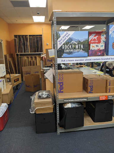 Print Shop «FedEx Office Print & Ship Center», reviews and photos, 43215 Grand River Ave a, Novi, MI 48375, USA