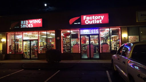 Shoe Store «Red Wing», reviews and photos, 2434 Berlin Turnpike, Newington, CT 06111, USA