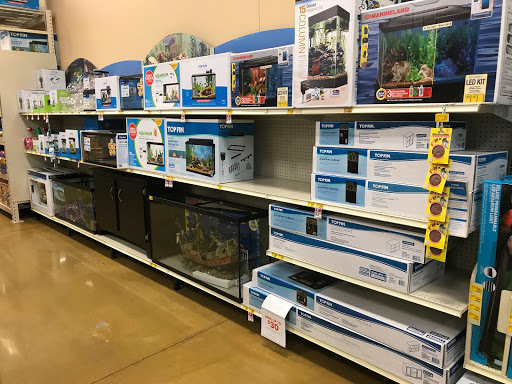 Pet Supply Store «PetSmart», reviews and photos, 131 Town Center Rd, King of Prussia, PA 19406, USA