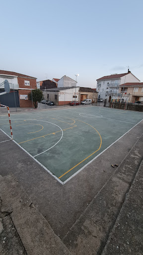 Pista Pública de Baloncesto de Jaraíz de la Vera en Jaraíz de la Vera, Cáceres‎