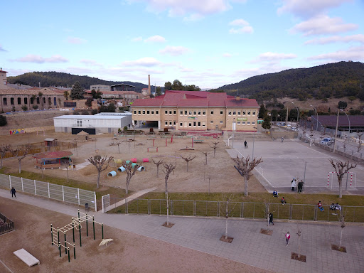 Escuela Barnola en Avinyó