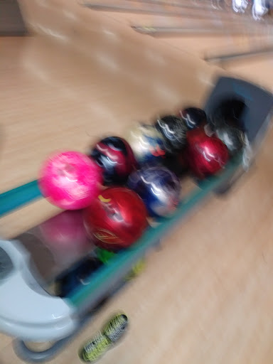 Bowling Alley «Brunswick Zone Wheat Ridge Lanes», reviews and photos, 9751 W 49th Ave, Wheat Ridge, CO 80033, USA