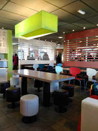 Atmosphère du Restauration rapide McDonald's CHAMBRY - n°11