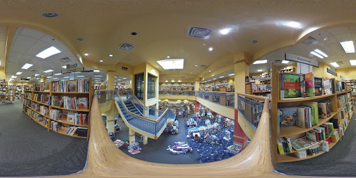 Book Store «Books-A-Million», reviews and photos, 116 Bangor Mall Blvd, Bangor, ME 04401, USA