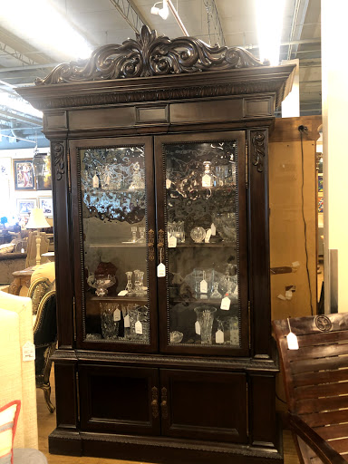 Consignment Shop «Encore Interiors Consignment», reviews and photos, 2300 N Federal Hwy, Fort Lauderdale, FL 33316, USA