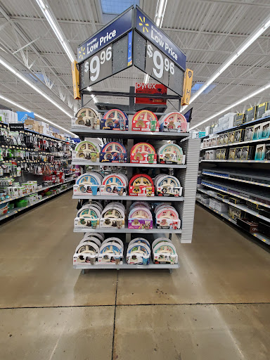 Department Store «Walmart Supercenter», reviews and photos, 2200 Brookmeade Dr, Columbia, TN 38401, USA
