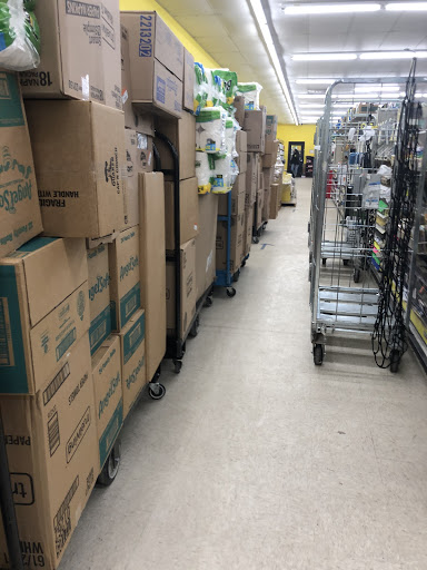 Home Goods Store «Dollar General», reviews and photos, 240 S Market St, Mt Carmel, PA 17851, USA