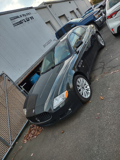 Car Dealer «Imports Unlimited», reviews and photos, 569 N Colony St, Wallingford, CT 06492, USA