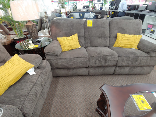 Furniture Store «Casa Linda Furniture», reviews and photos, 4815 Whittier Blvd, Los Angeles, CA 90022, USA