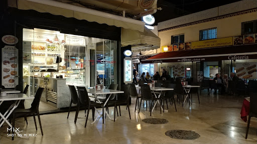 Restaurante Juan Carmona - C. Mar, 25, 29620 Torremolinos, Málaga