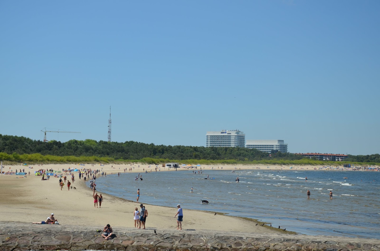 Swinoujscie Beach的照片 带有明亮的沙子表面