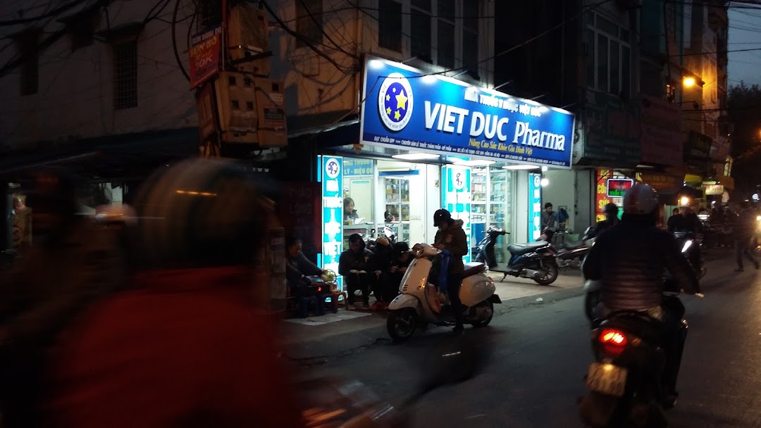 Nhà thuốc Việt Đức