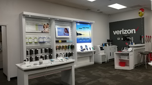 Cell Phone Store «GoWireless Verizon Authorized Retailer», reviews and photos, 705 N Springbrook Rd #101, Newberg, OR 97132, USA