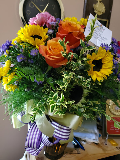 Florist «Stockbridge Florist & Gifts», reviews and photos, 118 N Berry St, Stockbridge, GA 30281, USA