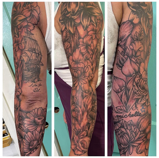 Explore cute bat tattoo ideas, creative tattoo ideas in Leesburg, available at R And B Tattoo