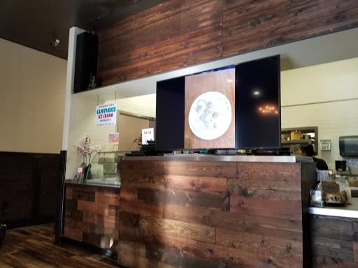 Shopping Mall «Calvine Plaza Shopping Center», reviews and photos, 8325 Elk Grove Florin Rd, Sacramento, CA 95829, USA