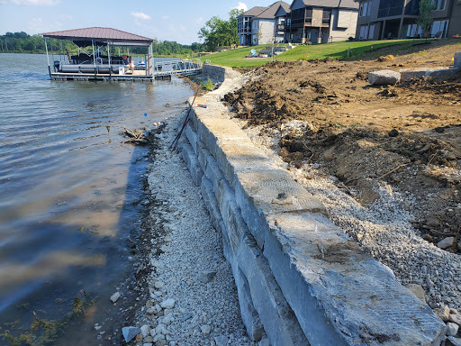 Golf Course «Creekmoor Golf Course», reviews and photos, 1112 East 163rd Street,, Raymore, MO 64083, USA