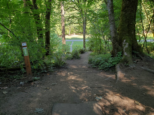 Golf Course «Howling Coyote Disc Golf Course», reviews and photos, 16900 W Riverside Dr, Bothell, WA 98011, USA