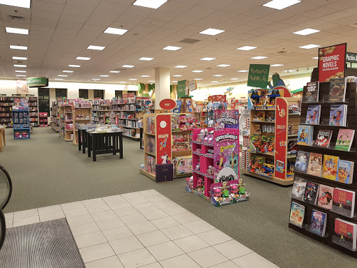 Book Store «Barnes & Noble», reviews and photos, 5755 N Bayshore Dr, Glendale, WI 53217, USA