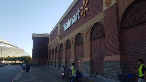 Department Store «Walmart Supercenter», reviews and photos, 915 E Randol Mill Rd, Arlington, TX 76011, USA