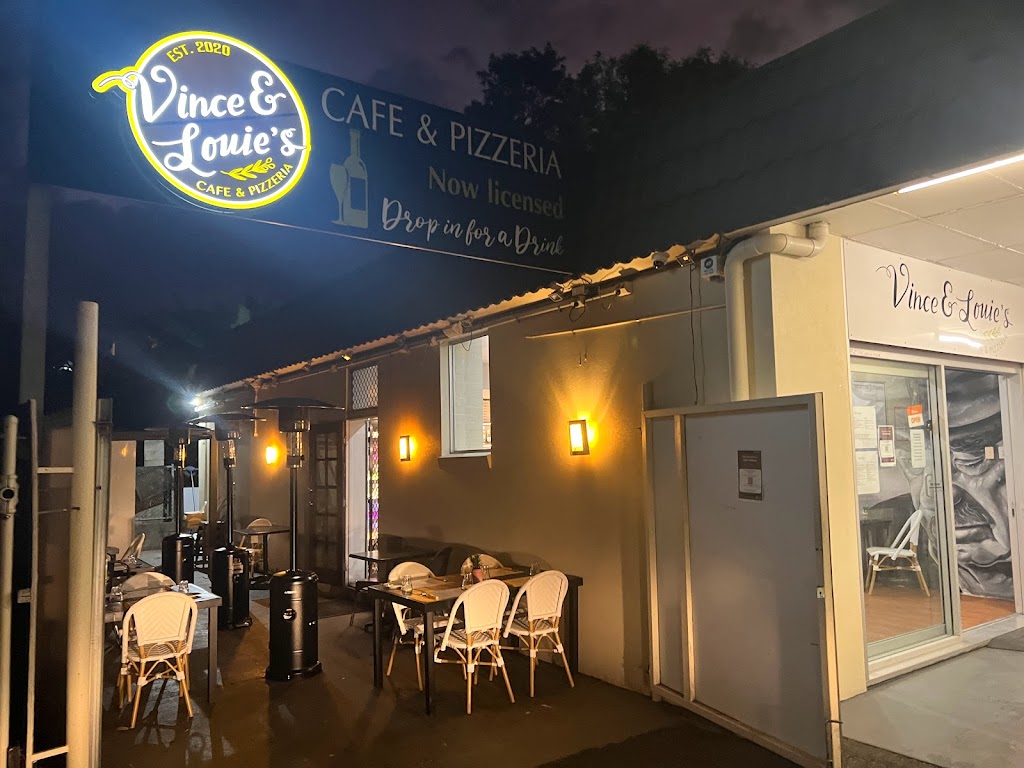 Vince & Louie's Café & Pizzeria 4053