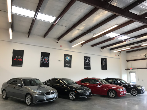 Tampa Auto Showroom