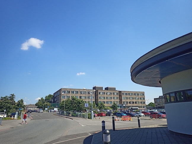 Comments and reviews of Royal South Hants Hospital