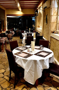 Atmosphère du Restaurant hotel du Château à Beynac-et-Cazenac - n°9