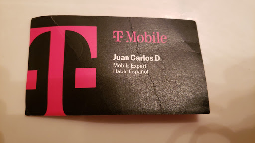 Cell Phone Store «T-Mobile», reviews and photos, 4830 Wilson Rd #200, Humble, TX 77396, USA