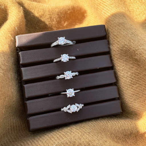 Jewelry Store «Toner Jewelers», reviews and photos, 6285 W 135th St, Overland Park, KS 66223, USA