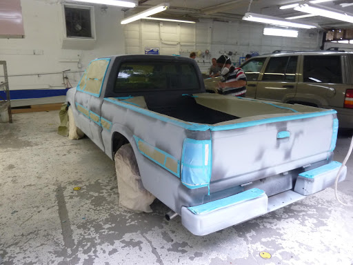 Auto Body Shop «Maaco Collision Repair & Auto Painting», reviews and photos, 500 Hicksville Rd, Massapequa, NY 11758, USA