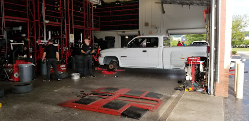 Tire Shop «Discount Tire Store - Spring Hill, TN», reviews and photos, 3000 Belshire Village Dr, Spring Hill, TN 37174, USA