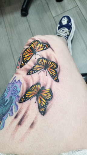 Tattoo Shop «Temple Tattoo and Body Piercing Studio», reviews and photos, 840 Juniper Crescent #113, Chesapeake, VA 23320, USA