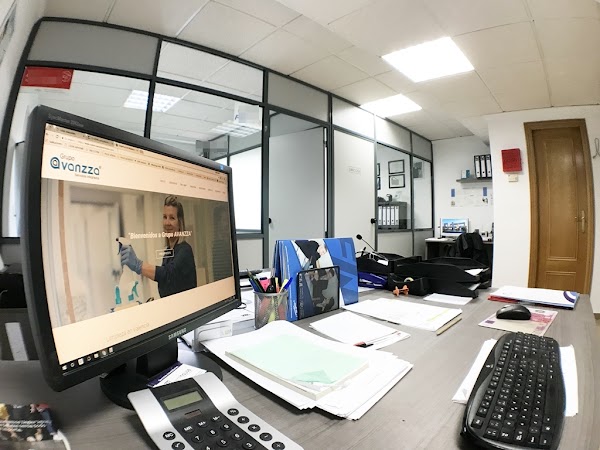 GRUPO AVANZZA  Valenciana de servicios