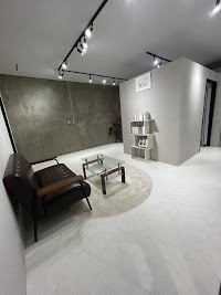 美容皮膚専科 L A N A T U R E慢性ニキビ/毛孔性苔癬専門院